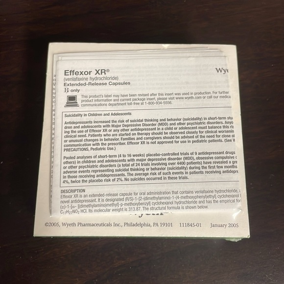 Effexor XR Notepad with Green Edge Sticky Notes 2005 Vintage Sealed NOS NWT - Picture 3 of 4